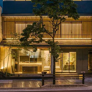 ホテル 東山 四季花木